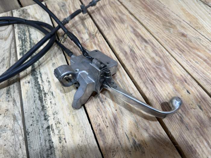 SISTEMA DE FRENADO TRASERO HONDA SH125 2008