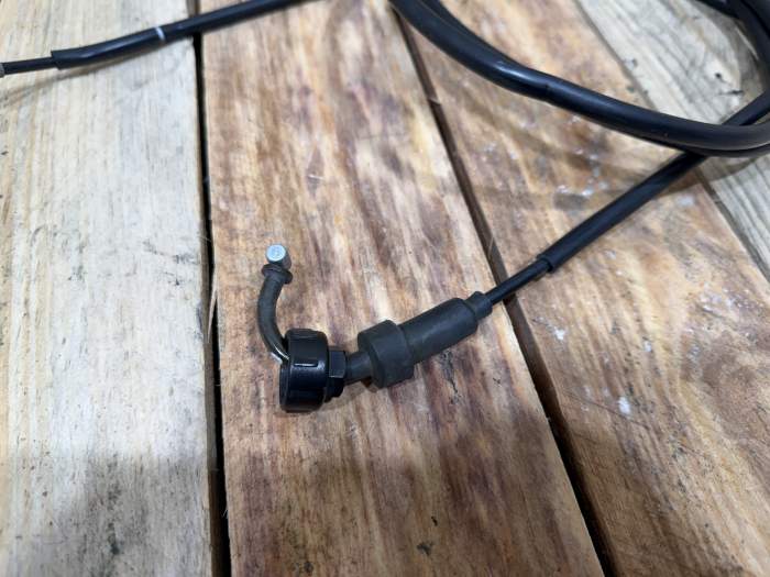 CABLE DE ASIENTO SH125 2008