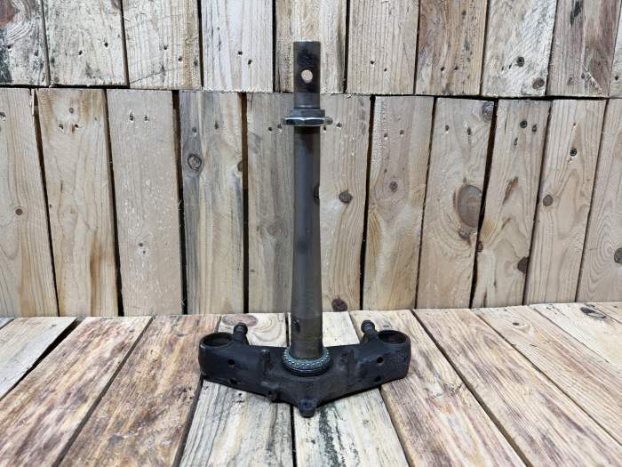 TIJA DE DIRECCIÓN HONDA SH125 2008