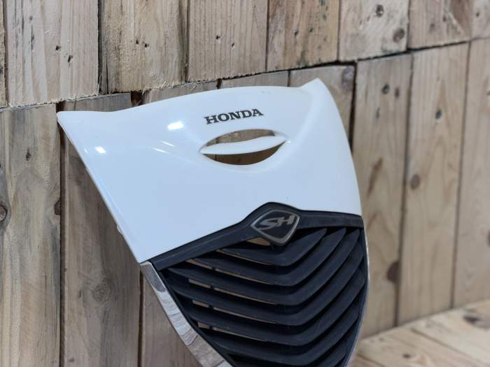 PARRILLA FRONTAL HONDA SH125 2008