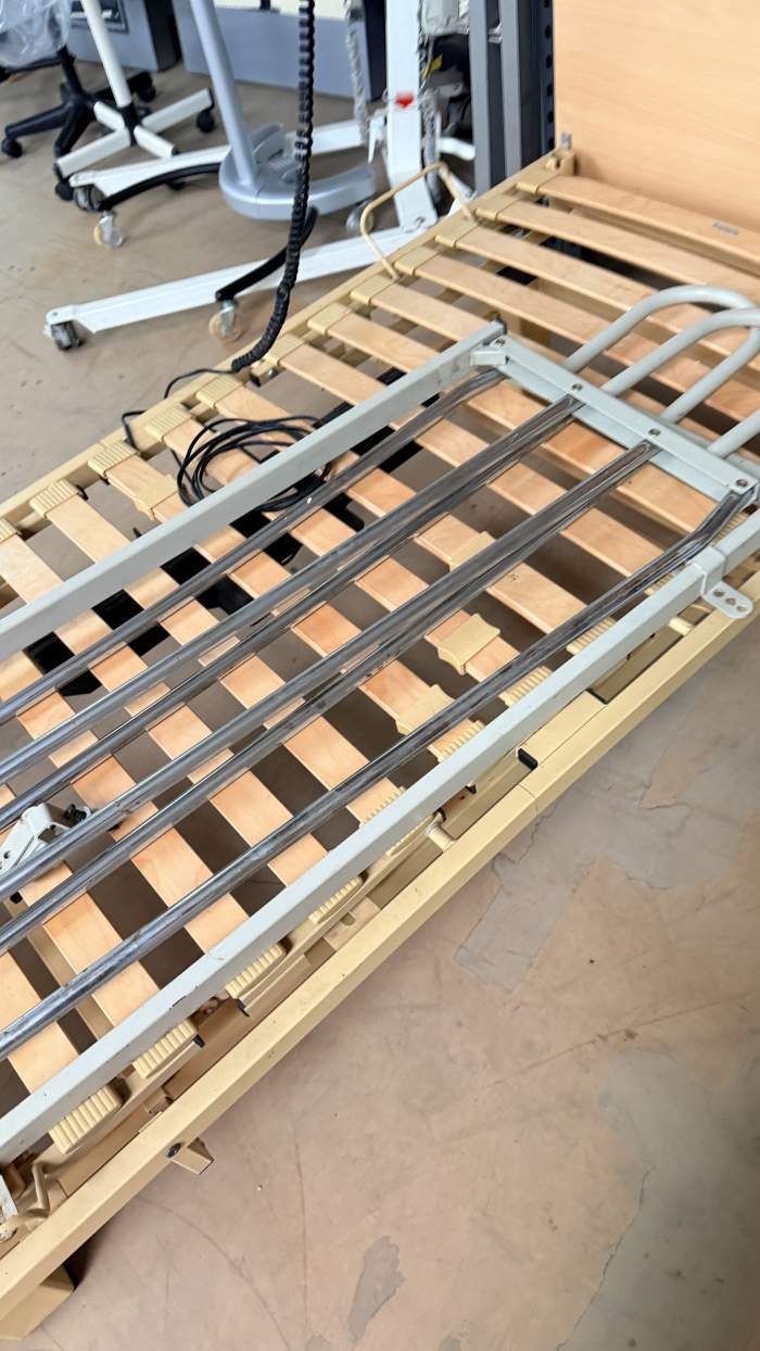 CAMA ARTICULADA ELÉCTRICA GERIÁTRICA
