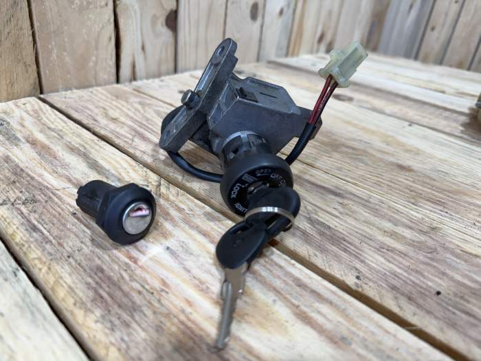 CLAUSOR DE ENCENDIDO HONDA SH125 2008