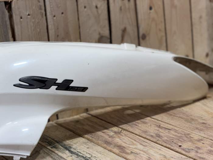 TAPA LATERAL IZQUIERDA HONDA SH125 2008