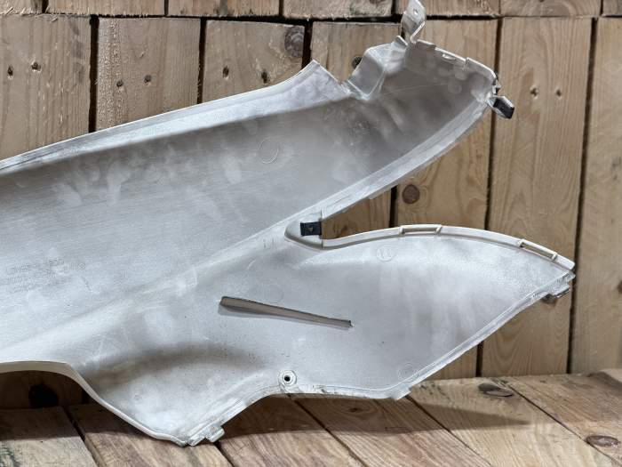 TAPA LATERAL IZQUIERDA HONDA SH125 2008