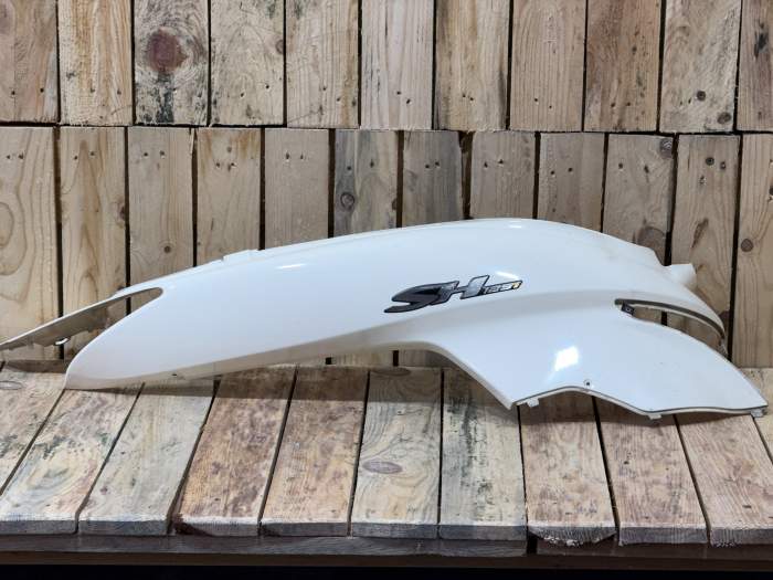TAPA LATERAL DERECHA HONDA SH125 2008