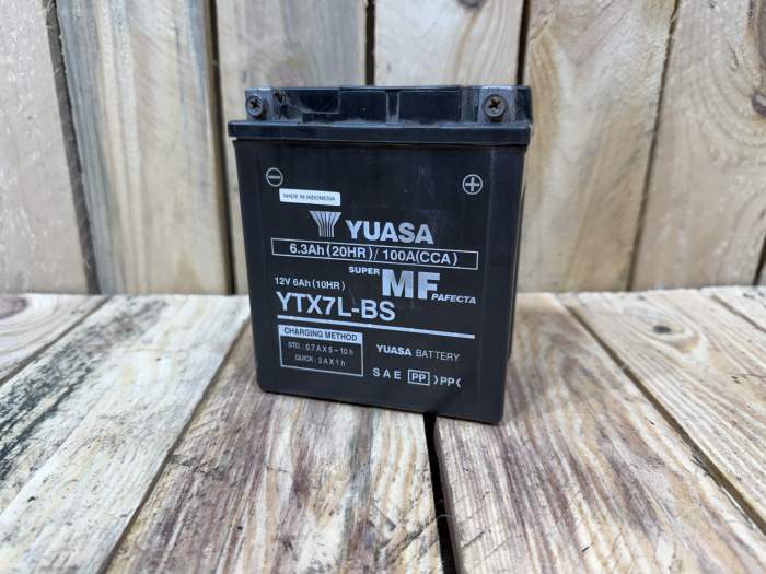 BATERIA YUASA YTX7L-BS OCASIÓN 12V-6Ah-100A