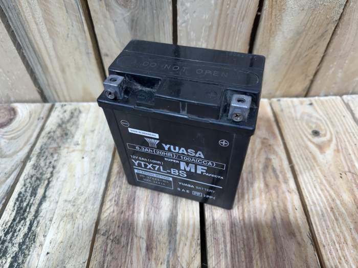 BATERIA YUASA YTX7L-BS OCASIÓN 12V-6Ah-100A