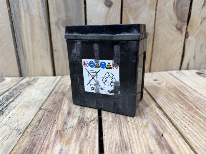 BATERIA YUASA YTX7L-BS OCASIÓN 12V-6Ah-100A