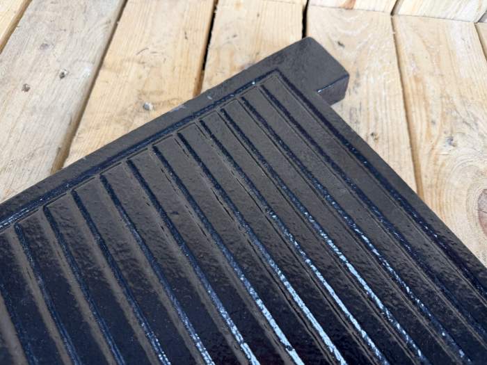 BASE HIERRO FORJADO 36X34X3CM