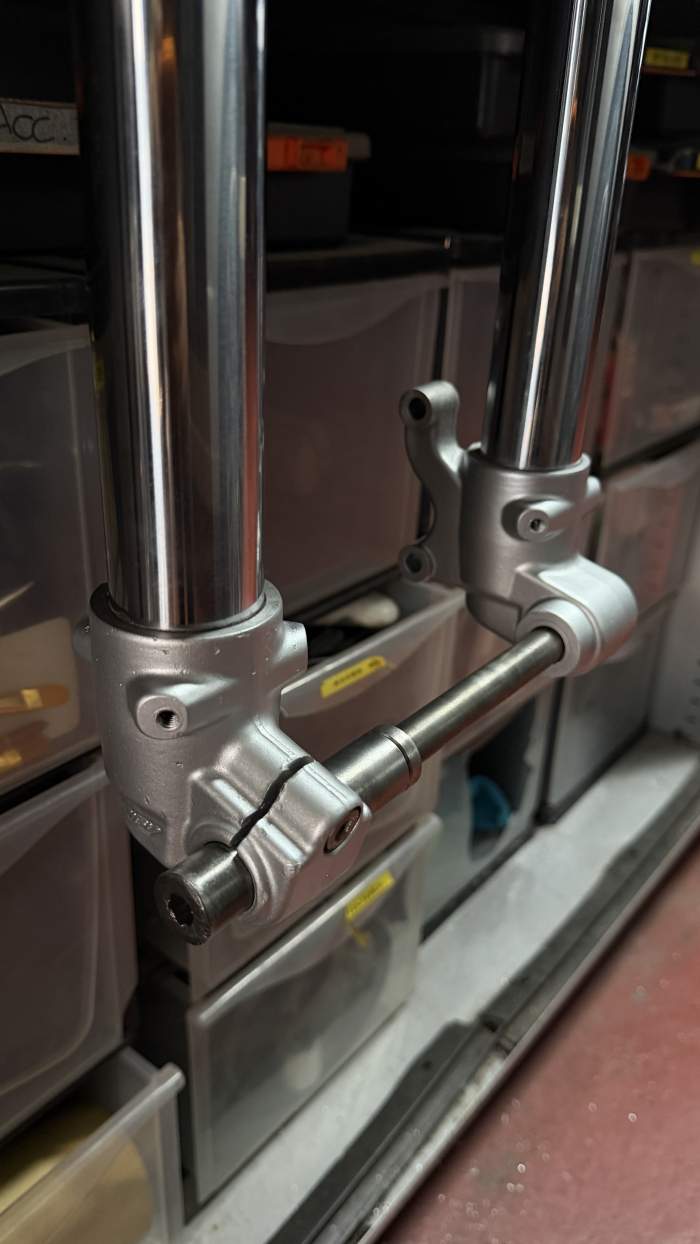 HORQUILLA/BARRAS R16V RIEJU MRT TROPHY