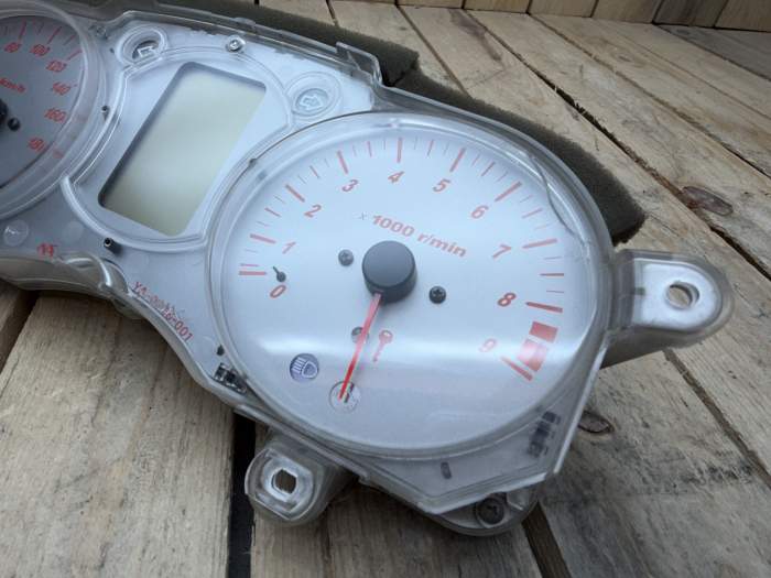 CUADRO DE INSTRUMENTOS TMAX 500 2001-2007