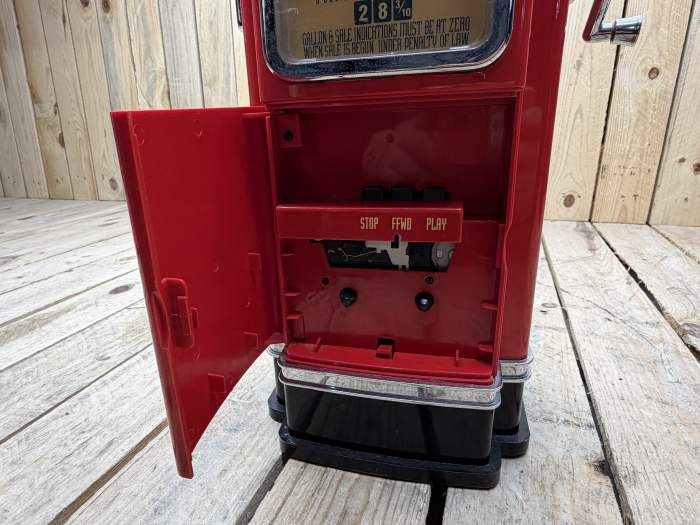 RADIO VINTAGE SURTIDOR GASOLINA