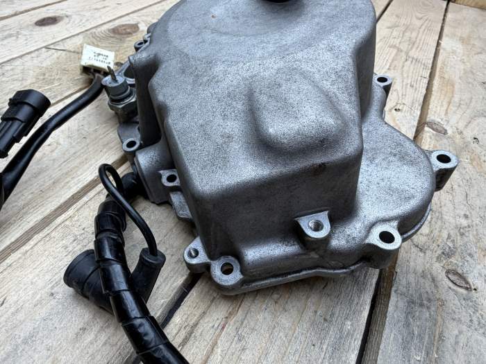 TAPA MOTOR IZQ. CON ESTATOR PIAGGIO BV350