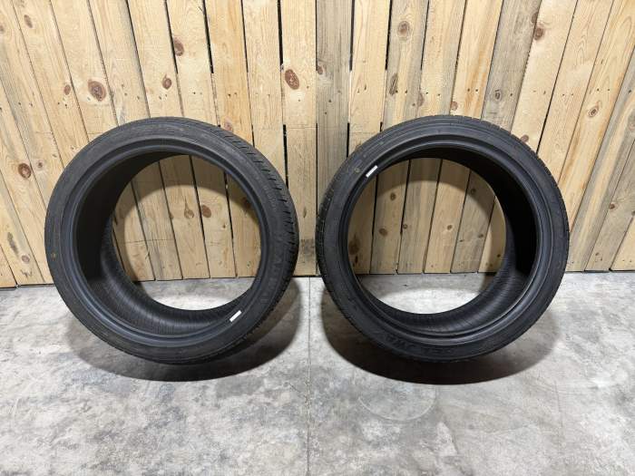 PAREJA NEUMÁTICOS HEADWAY HORACE 225/40R18