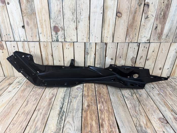 REPOSAPIES IZQUIERDO SUZUKI BURGMAN 400 2010