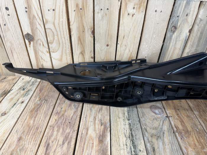 REPOSAPIES IZQUIERDO SUZUKI BURGMAN 400 2010