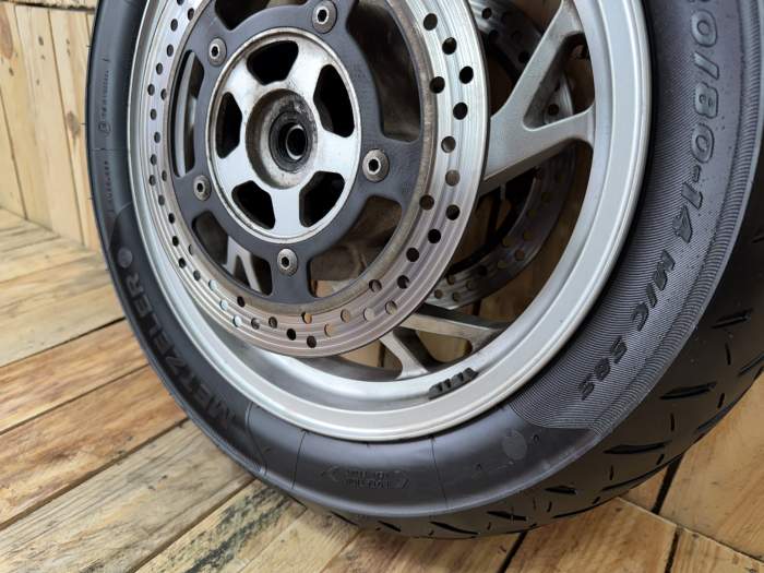 RUEDA DELANTERA SUZUKI BURGMAN 400 ABS 2010