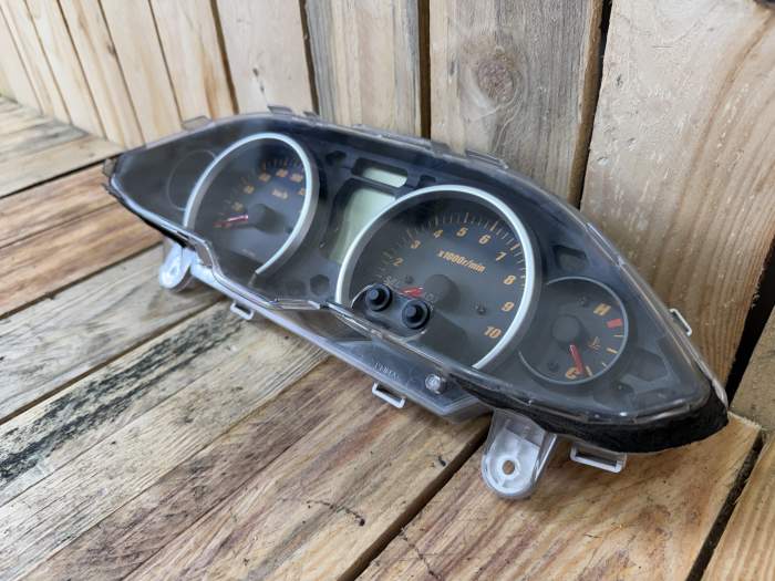 CUADRO DE INSTRUMENTOS SUZUKI BURGMAN 400 2010