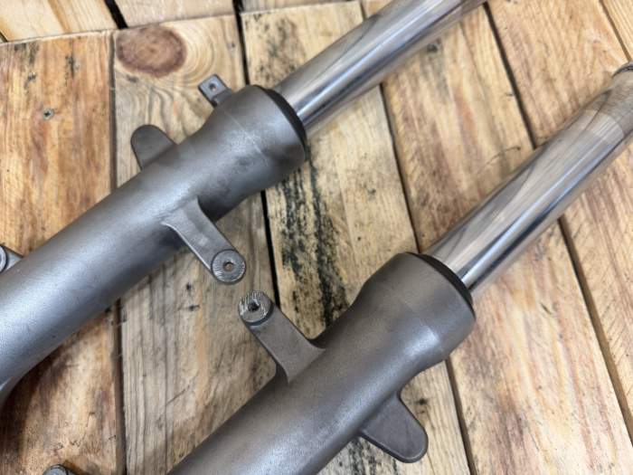 SUSPENSION DELANTERA SUZUKI BURGMAN 400 2010