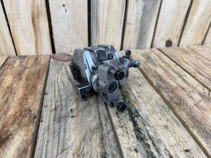 PINZA FRENO TRASERO SUZUKI BURGMAN 400 2010
