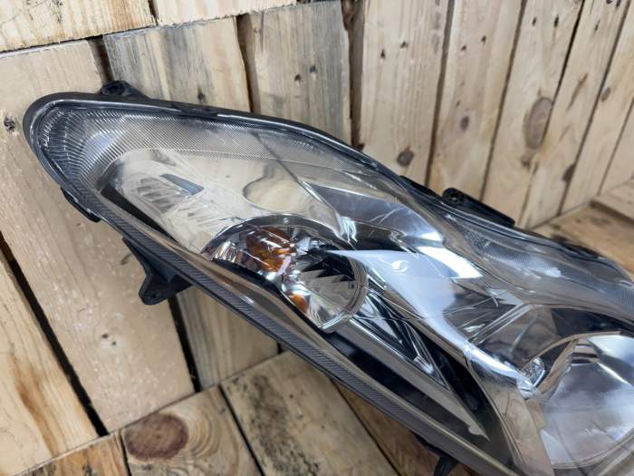 FARO DERECHO SUZUKI BURGMAN 400 2010