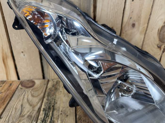 FARO DERECHO SUZUKI BURGMAN 400 2010