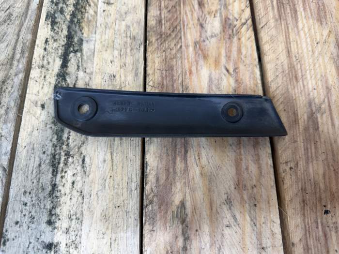 PLASTICO PROTECTOR SUZUKI BURGMAN 400 2010