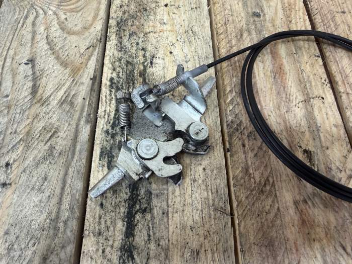 CERRADURA Y CABLE ASIENTO HONDA SH MODE 125 2019