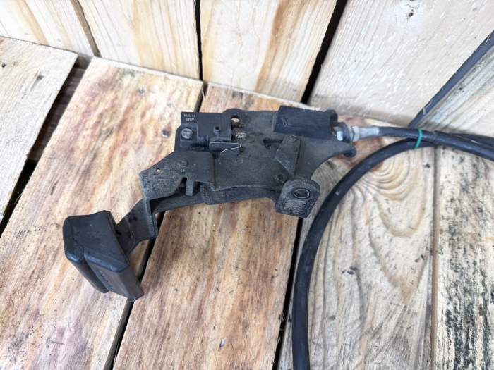 FRENO DE MANO CON CABLE SUZUKI BURGMAN 400 2010