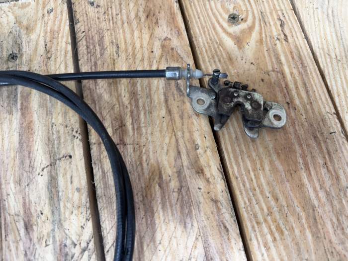 CIERRE ASIENTO + CABLE SUZUKI BURGMAN 400 2010
