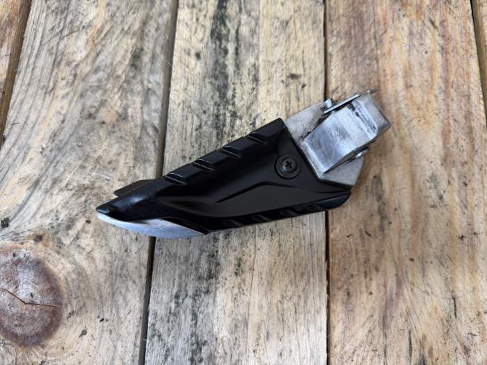 ESTRIBERA DERECHA HONDA SH MODE 125 2019