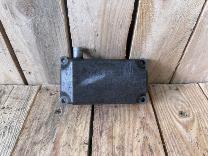 TAPA VENTILACION CULATA SUZUKI BANDIT 650 2006