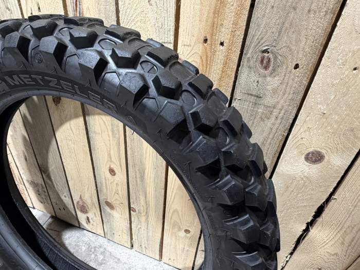 NEUMATICO METZELER 140/70-18 ENDURO - QrBox.es
