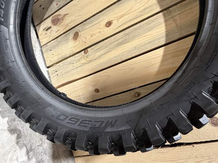 NEUMATICO METZELER MC360 140/18 70M