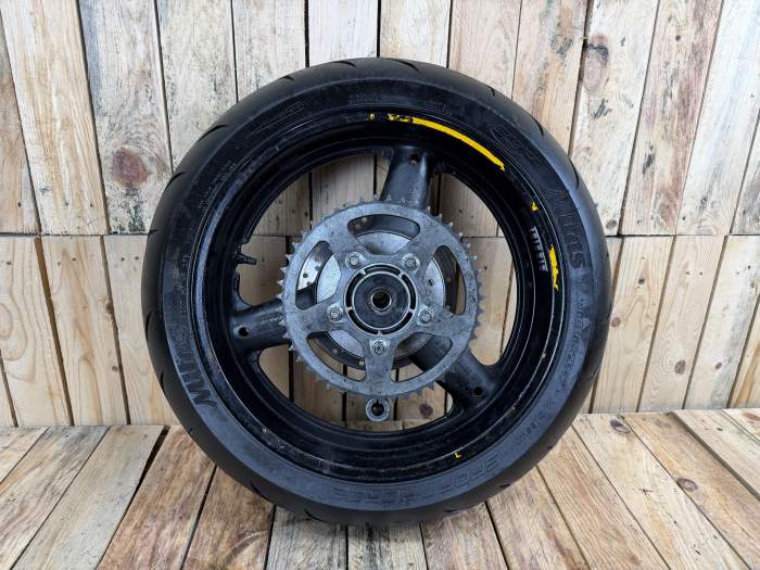 RUEDA TRASERA COMPLETA SUZUKI BANDIT 650 2006