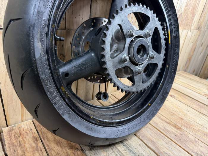 RUEDA TRASERA COMPLETA SUZUKI BANDIT 650 2006