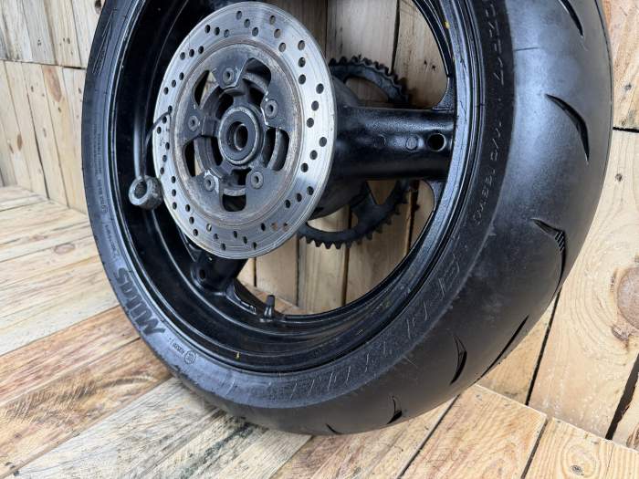 RUEDA TRASERA COMPLETA SUZUKI BANDIT 650 2006
