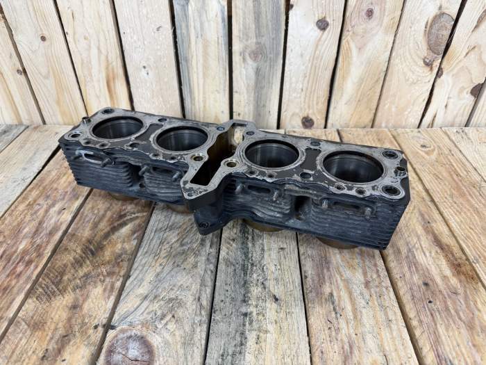 BLOQUE MOTOR SUZUKI BANDIT 650 2006