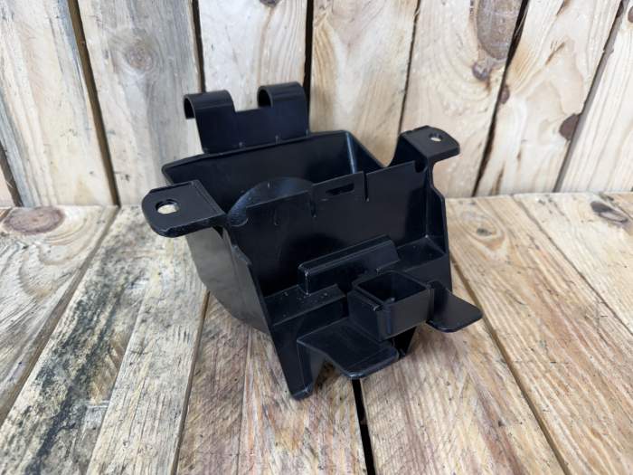 CAJA BATERIA SUZUKI BANDIT 650 2006