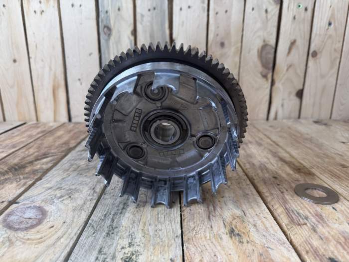 MPANA DE EMBRAGUE SUZUKI BANDIT 650 2006