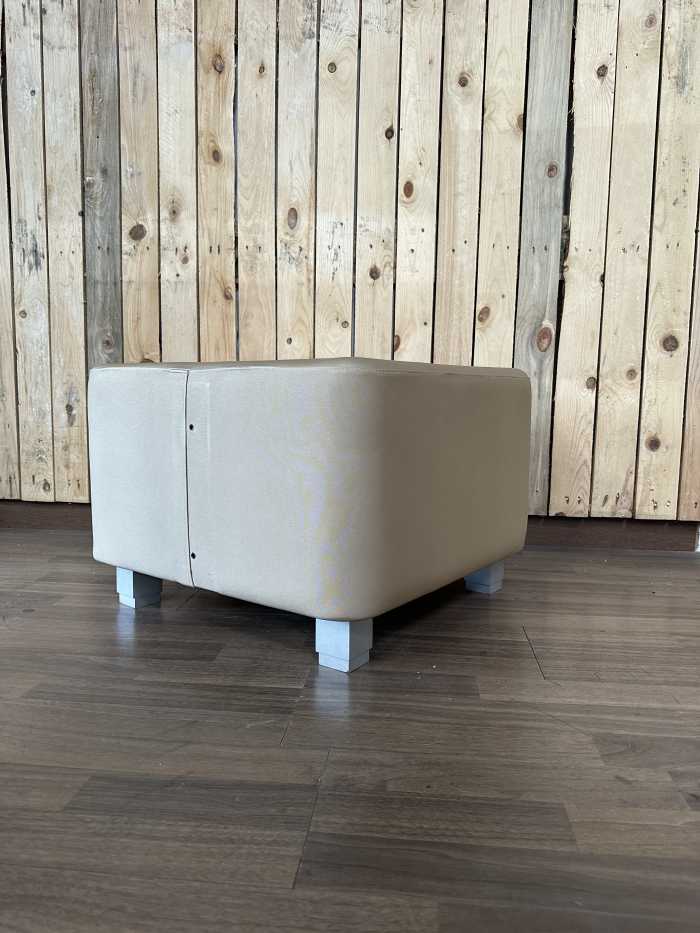 POUF STUDIO BEIGE - QrBox.es