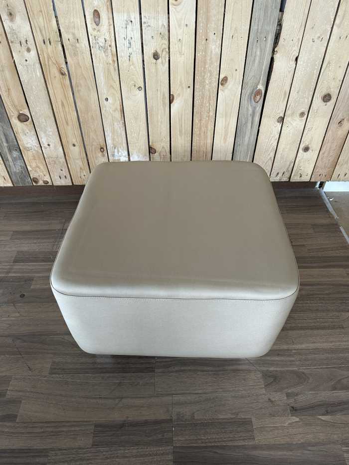 POUF STUDIO BEIGE - QrBox.es