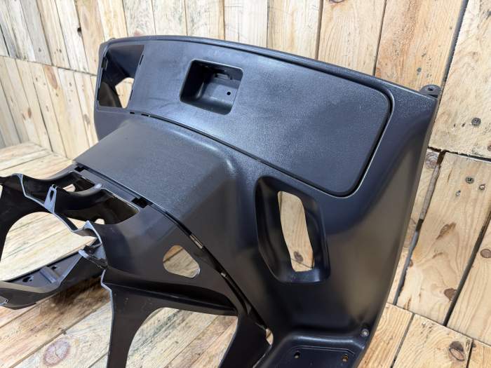 BOX DELANTERO SUZUKI BURGMAN 650 2003