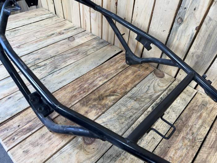 CUADRO GUIA ASIENTO SUZUKI BURGMAN 650 2003