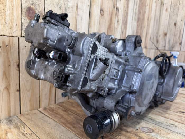 MOTOR SUZUKI BURGMAN 650 2003
