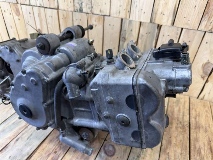 MOTOR SUZUKI BURGMAN 650 2003