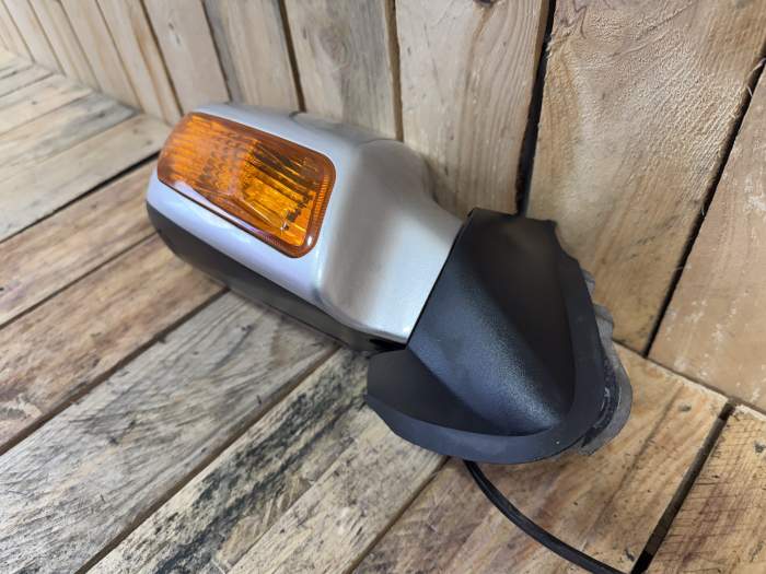 RETROVISOR DERECHO SUZUKI BURGMAN 650 2003