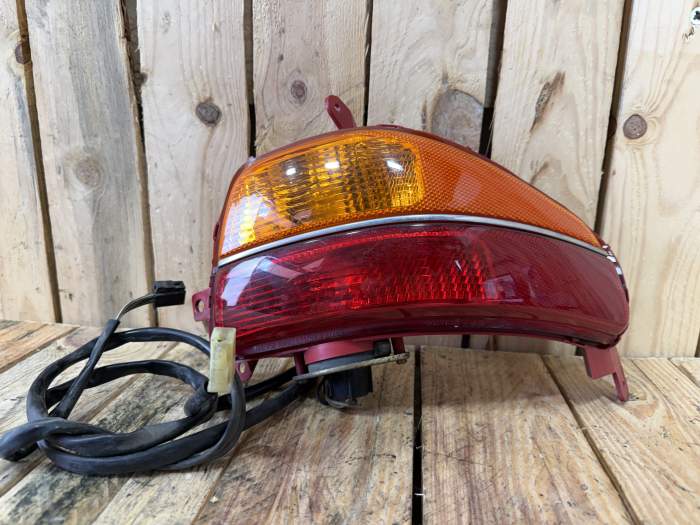 INTERMITENTE DERECHO SUZUKI BURGMAN 650 2003