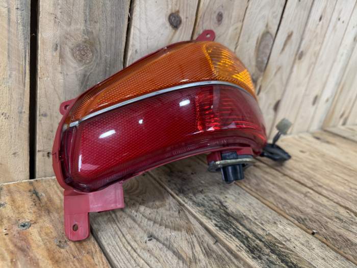 INTERMITENTE IZQUIERDO SUZUKI BURGMAN 650 2003