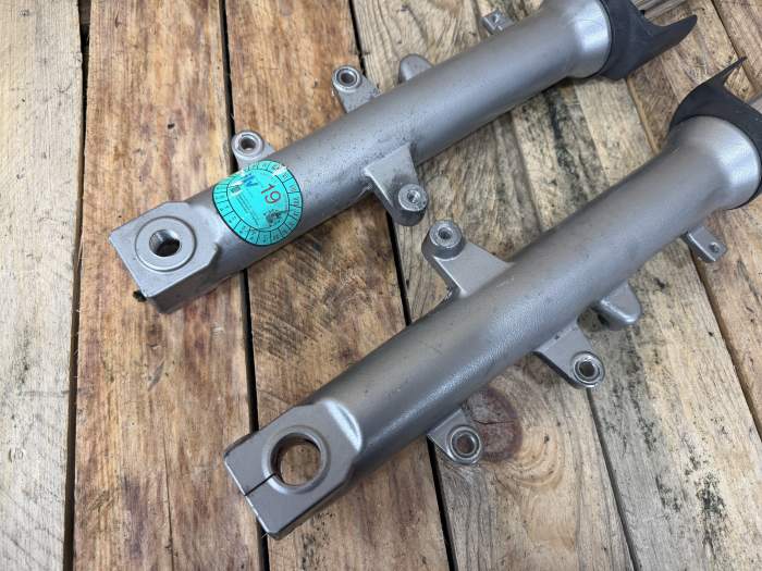 SUSPENSION DELANTRA SUZUKI BURGMAN 650 2003